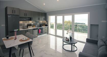 Gigi Star Luxury ApartVilla with Pool, Sea View