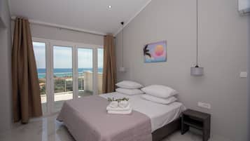 Luxe appartement, balkon, uitzicht op oceaan | Uitzicht op strand/zee