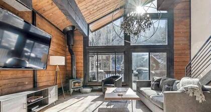NEWLY LISTED! Stunning Creekside Mountain Retreat in West Vail - Steps from Bus