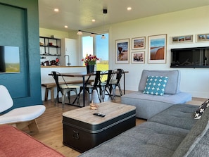 Smart TV, fireplace, books, offices - Country cottage, exceptional view, lake, dunes and sea. 5 minutes from the beach (Kensington)