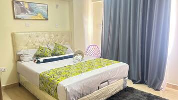 Strykjärn/strykbräda, wi-fi och sängkläder