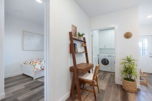 3 室のベッドルーム、WiFi、ベッドシーツ