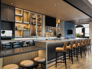Bar (en el alojamiento)