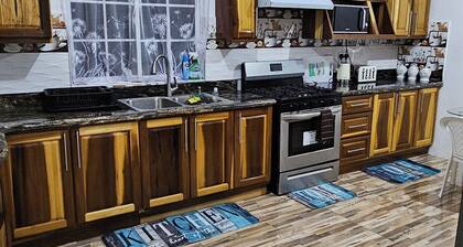 Serenity Corner in a cool serene community
Airport transfers
Local amenities