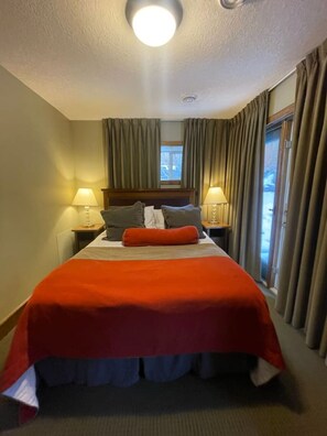 2 Schlafzimmer, Bügeleisen/Bügelbrett, Internetzugang, Bettwäsche