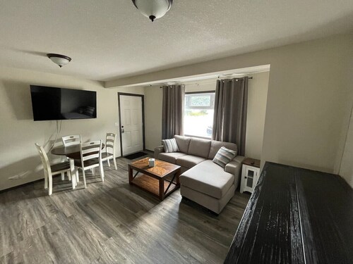 Yam 14 - 1 Bedroom with Queen