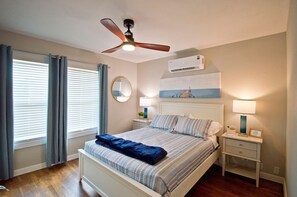 2 slaapkamers, een strijkplank/strijkijzer, wifi, beddengoed