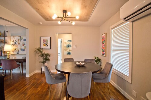 Prime Location! Near Downtown!
