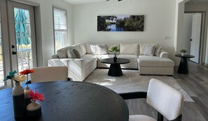 Smart TV - Farmstay Event Space with 2 Houses on 15 Acres with Additional Amentities Avail (Indiantown)