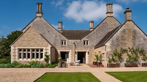 Exterior - Blackpitts Farm Aldsworth (Aldsworth)