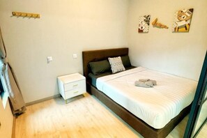 Room - JQ#11 City View Slide LoftBed 2R1B 5Pax Near Suria Mall, Gaya St, Sicc (Kota Kinabalu)