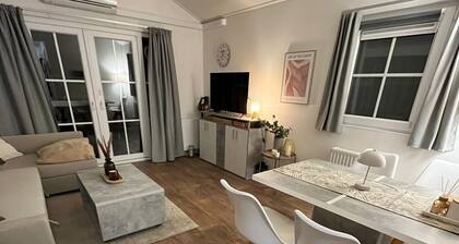 Chalet Seezauber - charming chalet in vacation park De Veerstal