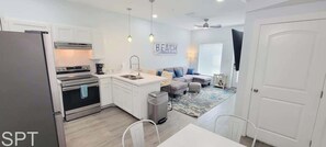 Townhome, Multiple Beds, Kitchen, Garden View (Villas de Laguna 2) | Interior - Villas de Laguna 2 (South Padre Island)