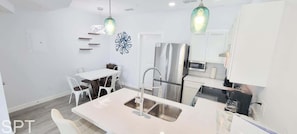 Maison mitoyenne, plusieurs lits, cuisine, vue jardin (Villas de Laguna 2) | Cuisine privée