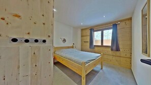 2 Schlafzimmer, Schreibtisch, WLAN