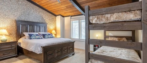 3 habitaciones, wifi gratis y ropa de cama