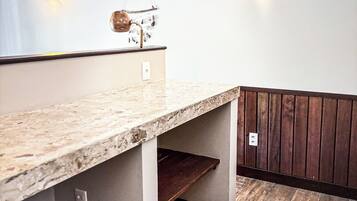 Chambre, 1 chambre, accessible aux personnes à mobilité réduite, fumeurs | 1 chambre