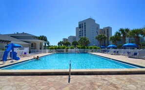 Pool - Shoreline Towers 3094 (Destin)