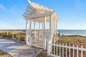 Condo, 1 King Bed with Sofa bed (Beach Resort 514) | Property grounds - Beach Resort 514 (Miramar Beach)