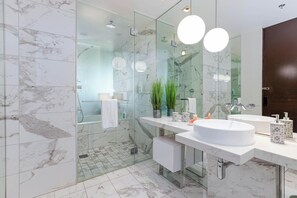 Jetted bath, hair dryer, towels, soap