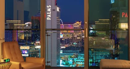 Euphoria w/ Breathtaking LV Strip Views