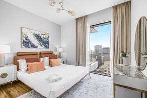 2 bedrooms, in-room safe, iron/ironing board, free WiFi