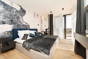 4 habitaciones, tabla de planchar con plancha y wifi gratis