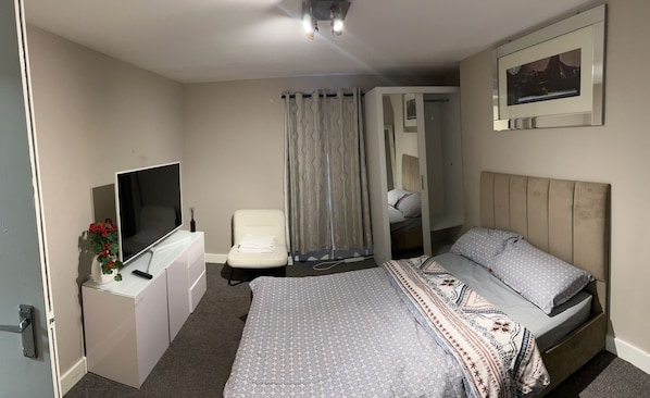 1 soverom og wi-fi (inkludert)