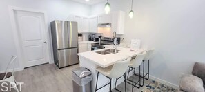 Condo, Multiple Beds, Kitchen, Garden View (Villas de Laguna 4) | Private kitchen | Fridge, microwave, oven, stovetop - Villas de Laguna 4 (South Padre Island)