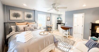 4x4 Corolla, Waterfront, Dock, Wild Horses, Kayak