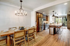 Dining - Headwaters Luxury Condo 206 I Great Views I Hot Tub I Best Price I Discounted Attractions (Winter Park)