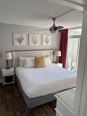 2 bedrooms, iron/ironing board, free WiFi, bed sheets - Anchor's Away 2 bedroom 2 bath Oceanfront (Myrtle Beach)