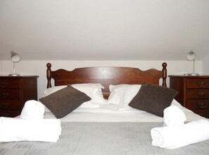 2 makuuhuonetta, silitysrauta/-lauta, Wi-Fi, vuodevaatteet