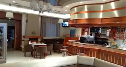 Hotel Orion - Single Room with Mountain View