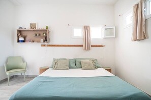 2 soverom, strykejern/-brett, wi-fi (inkludert) og sengetøy