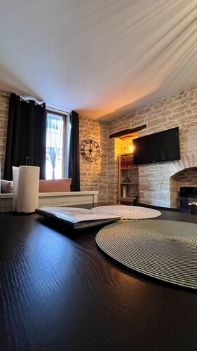 T2 Cosy & Renovated 2 min from train station / downtown Dijon