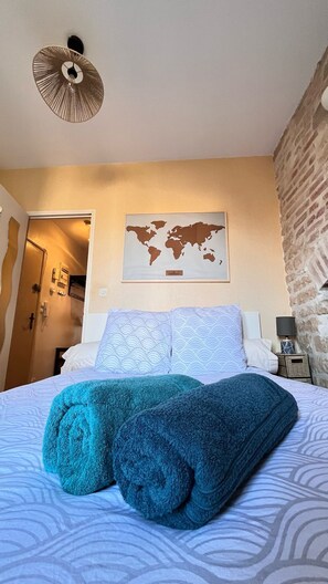 1 bedroom, desk, iron/ironing board, travel cot