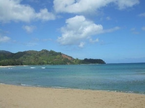 靠近海滩