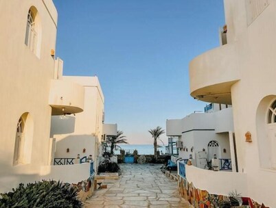Eel Garden Villas - Dali beachfront studio