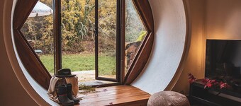 The Hobbit House / Casa Florestal