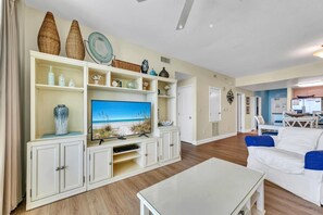 Condo, Multiple Beds (Aqua Resort 1207) | Living area