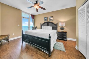 2 bedrooms - Aqua Resort 711 (Panama City Beach)