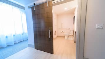 Shower kamar mandi