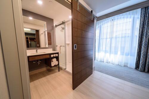 Room, 2 Queen Beds, Accessible (Hearing) | Bathroom | Free toiletries, hair dryer