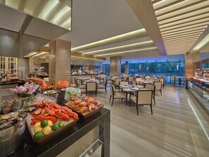 Restaurant - Hilton Harbin Exhibition Center (Harbin)