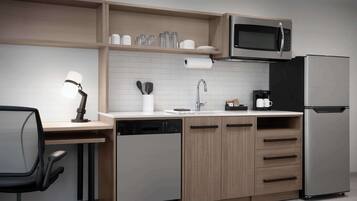 Suite, 1 soverom | Eget kjøkken | Kaffetrakter/tekoker