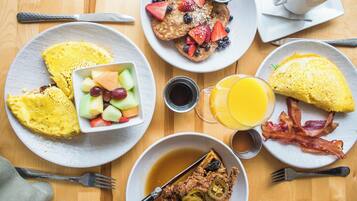 Free daily buffet breakfast