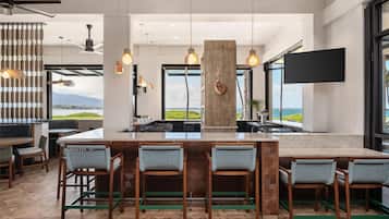 Bar (en la propiedad)