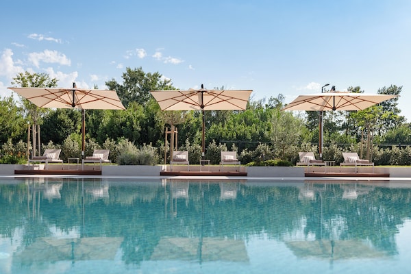 Hotel Preko Ugljan Island, Curio Collection By Hilton - Isla Dugi