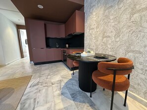 Dining - Modern, central studio with gym and parking Breton farmhouse (Casablanca)